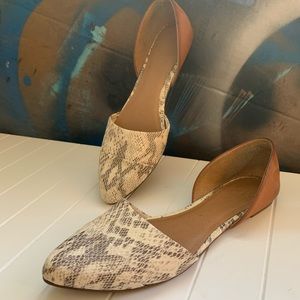 Dolce Vita 🐍 Cutout Flats